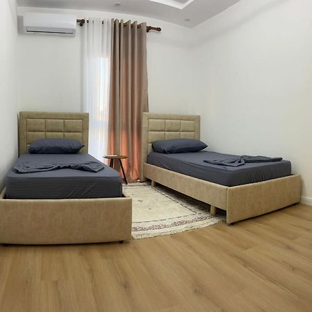 B&B Kroni 1 Shkodër Esterno foto