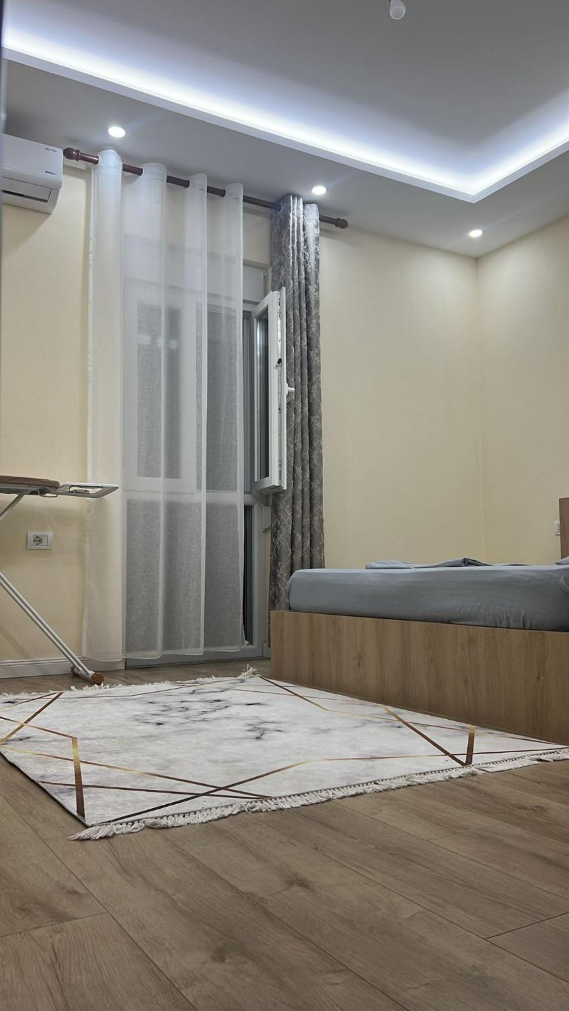 B&B Kroni 1 Shkodër Esterno foto