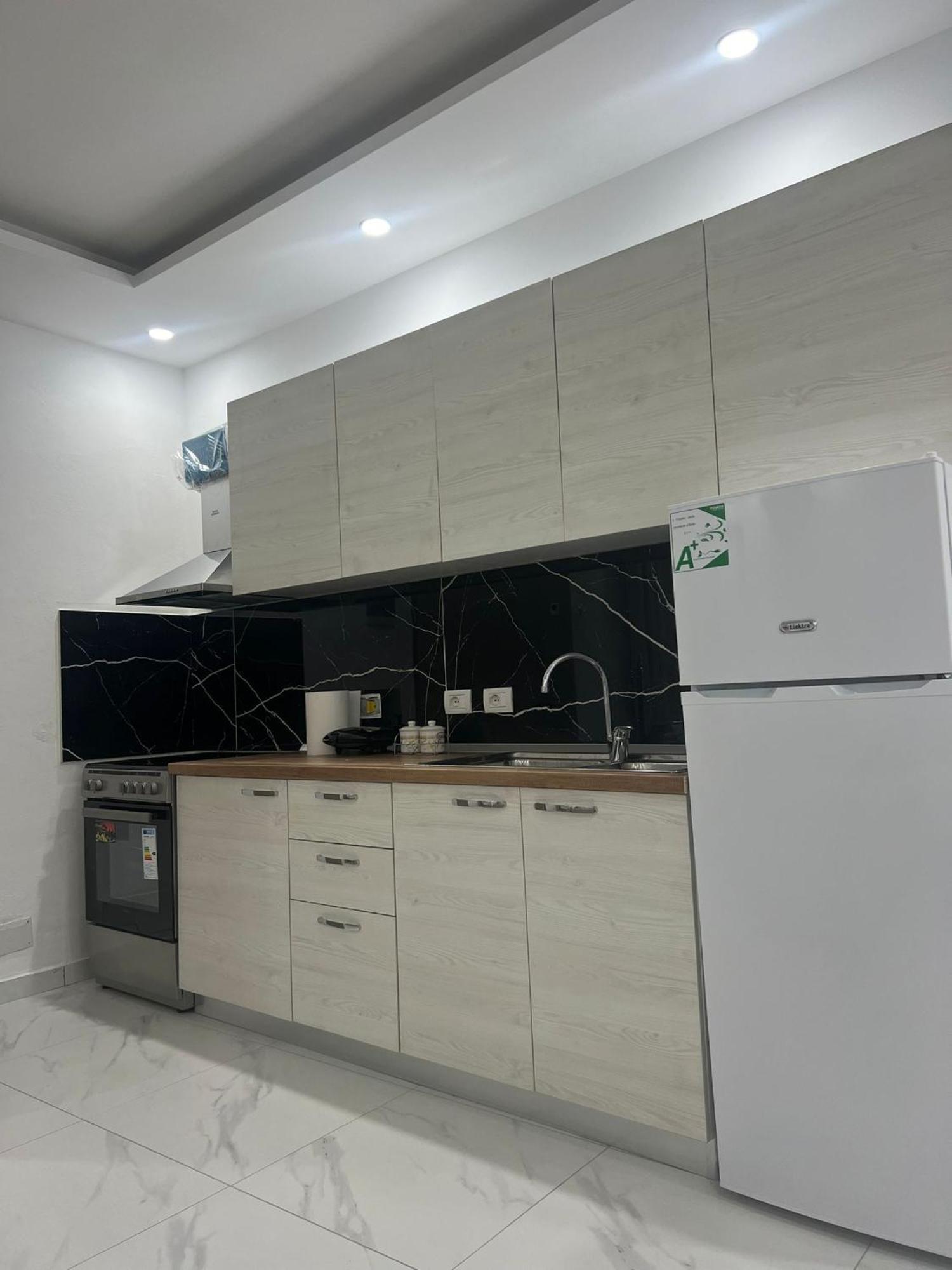 B&B Kroni 1 Shkodër Esterno foto