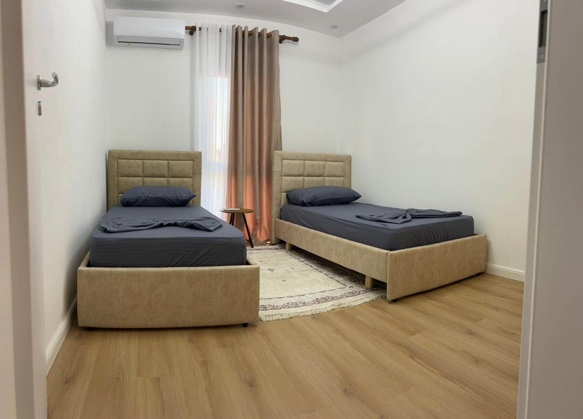 B&B Kroni 1 Shkodër Esterno foto